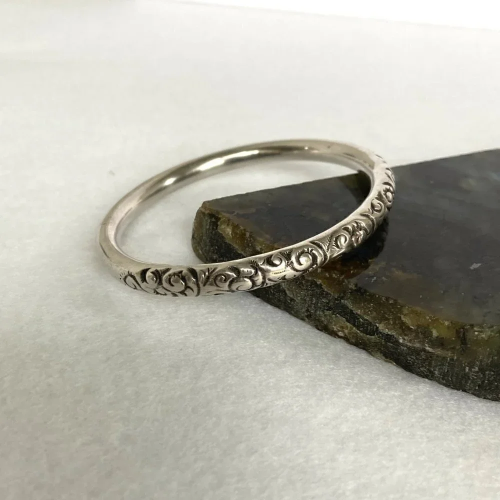 VTG Childrens Youth Sterling Silver 925 Y&S Round Repousse Bangle Bracelet Sz 6